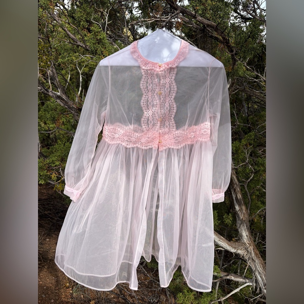 Vintage Sheer Pink Lace Babydoll Coquette Robe Boudoir Lingerie